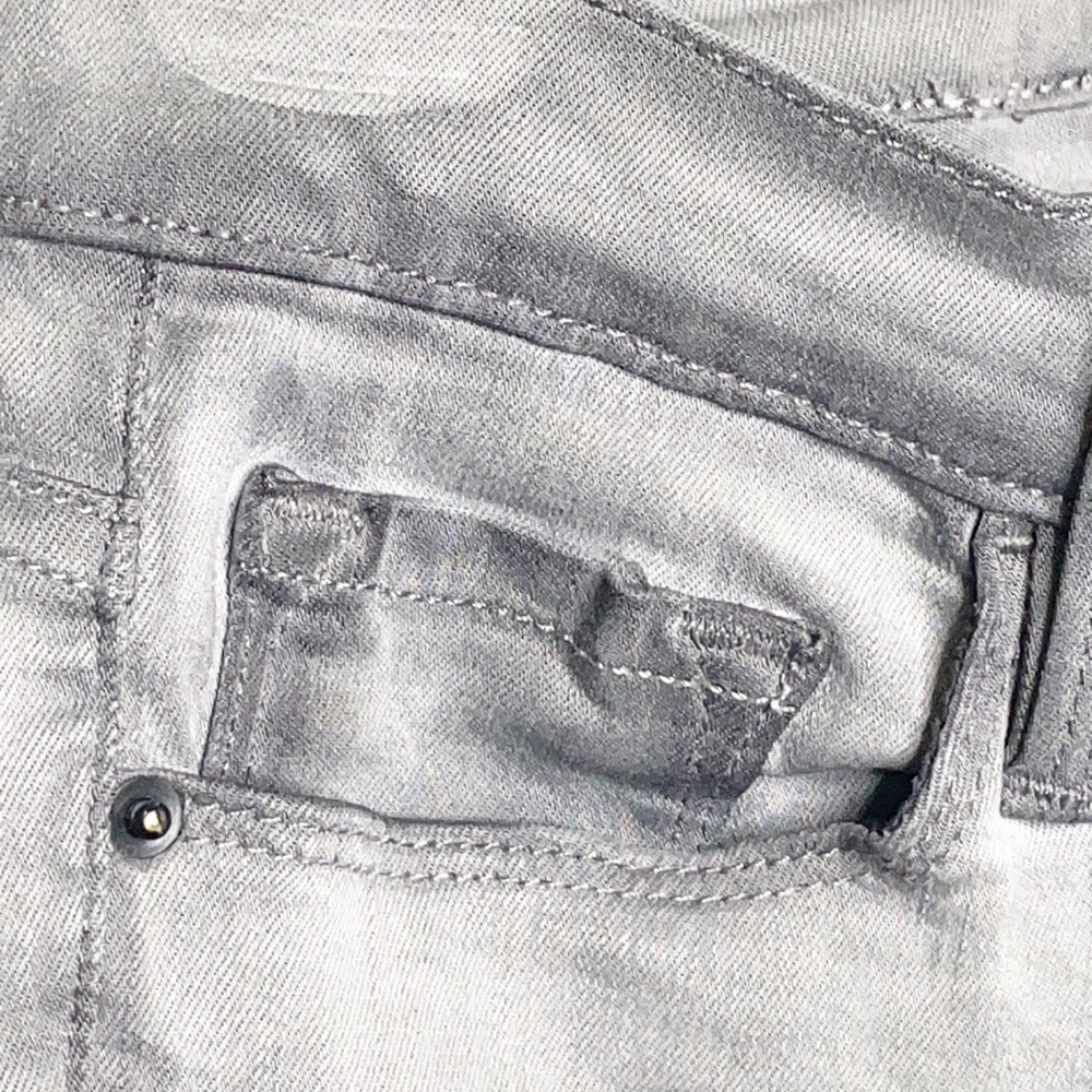 Frame Raw Hem Gray Skinny Jeans (27) - Picture 6 of 13